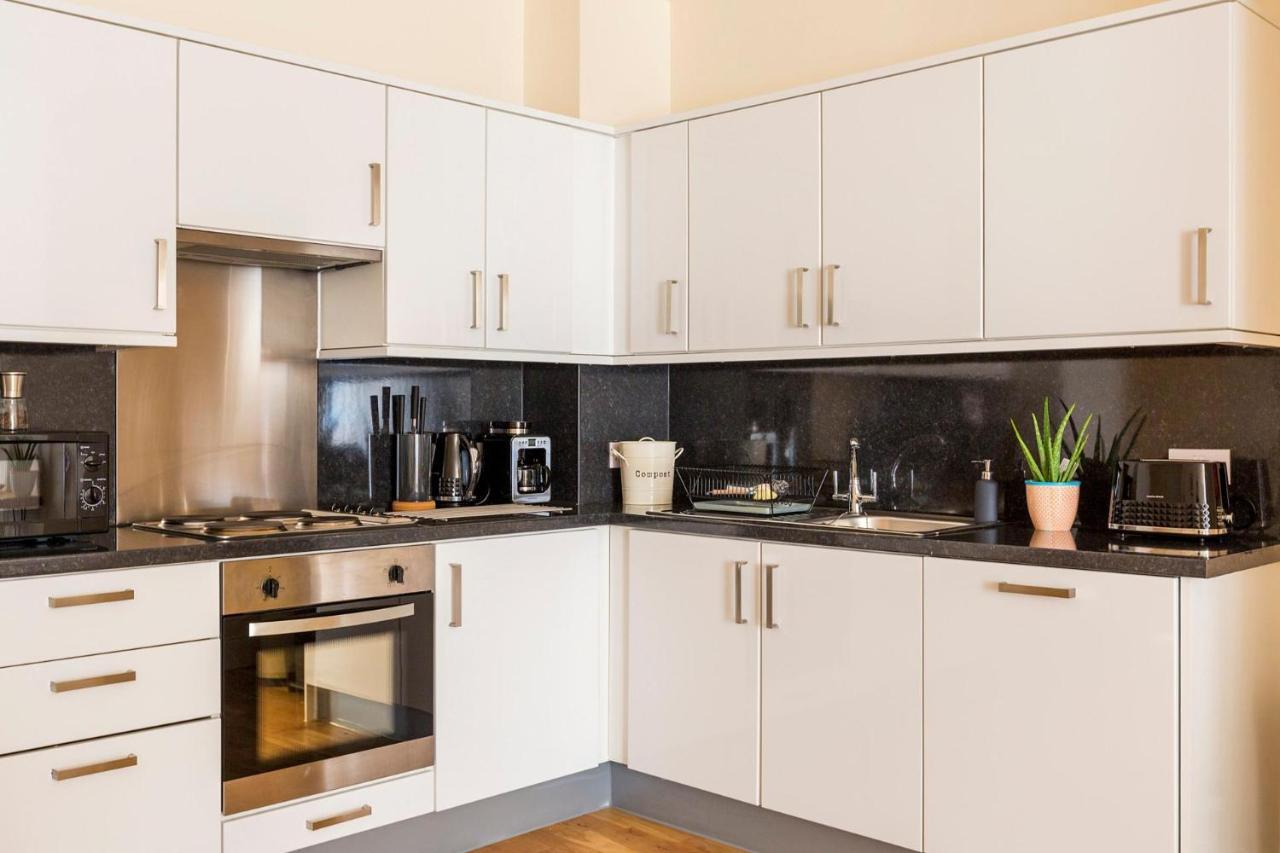 Panorama Apartments By Mesh Accommodation Short & Long Term Lets Ashford For Contractors Or Corporate Stays Exterior photo